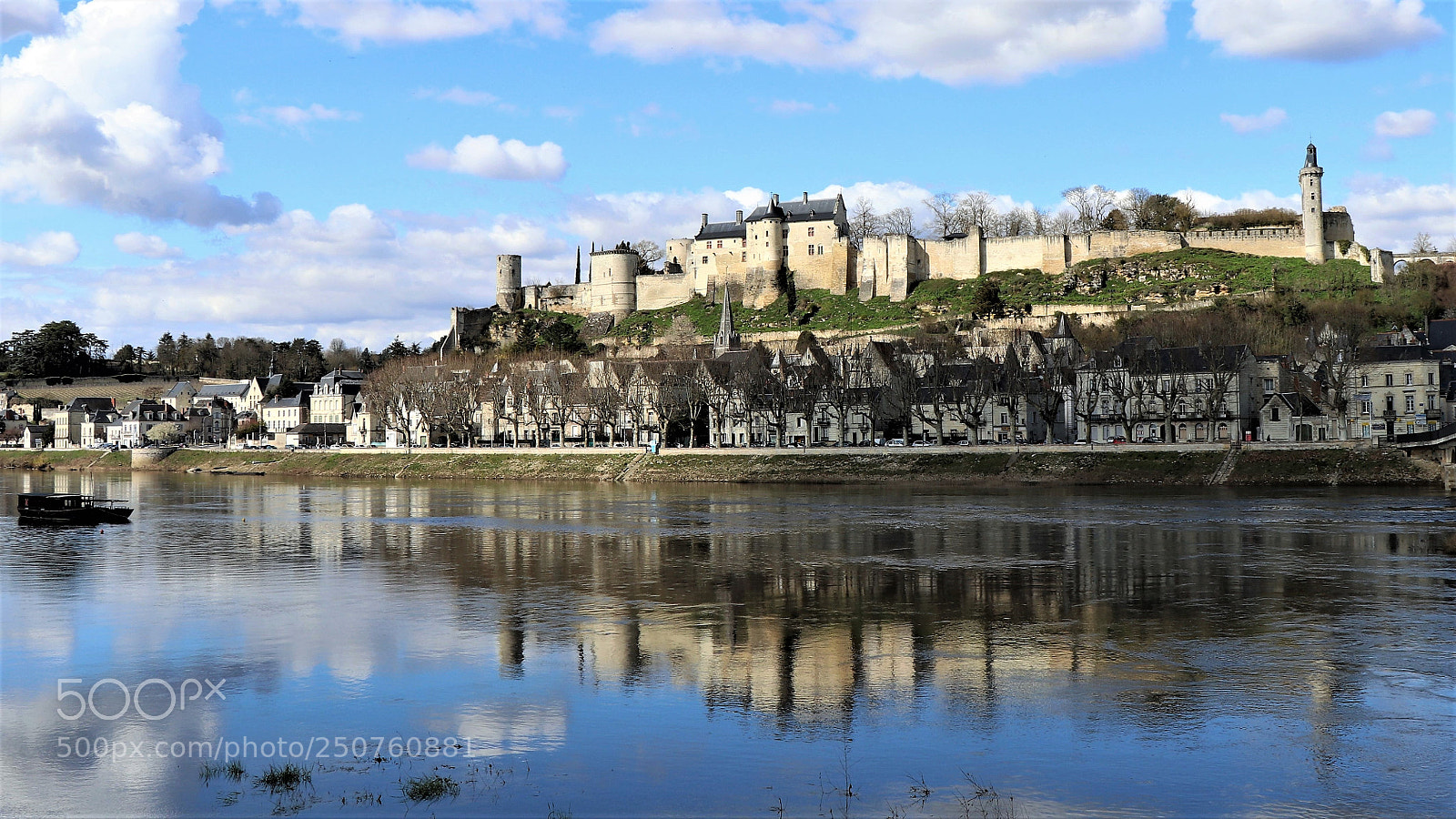 Canon EOS 80D sample photo. Forteresse chinon photography
