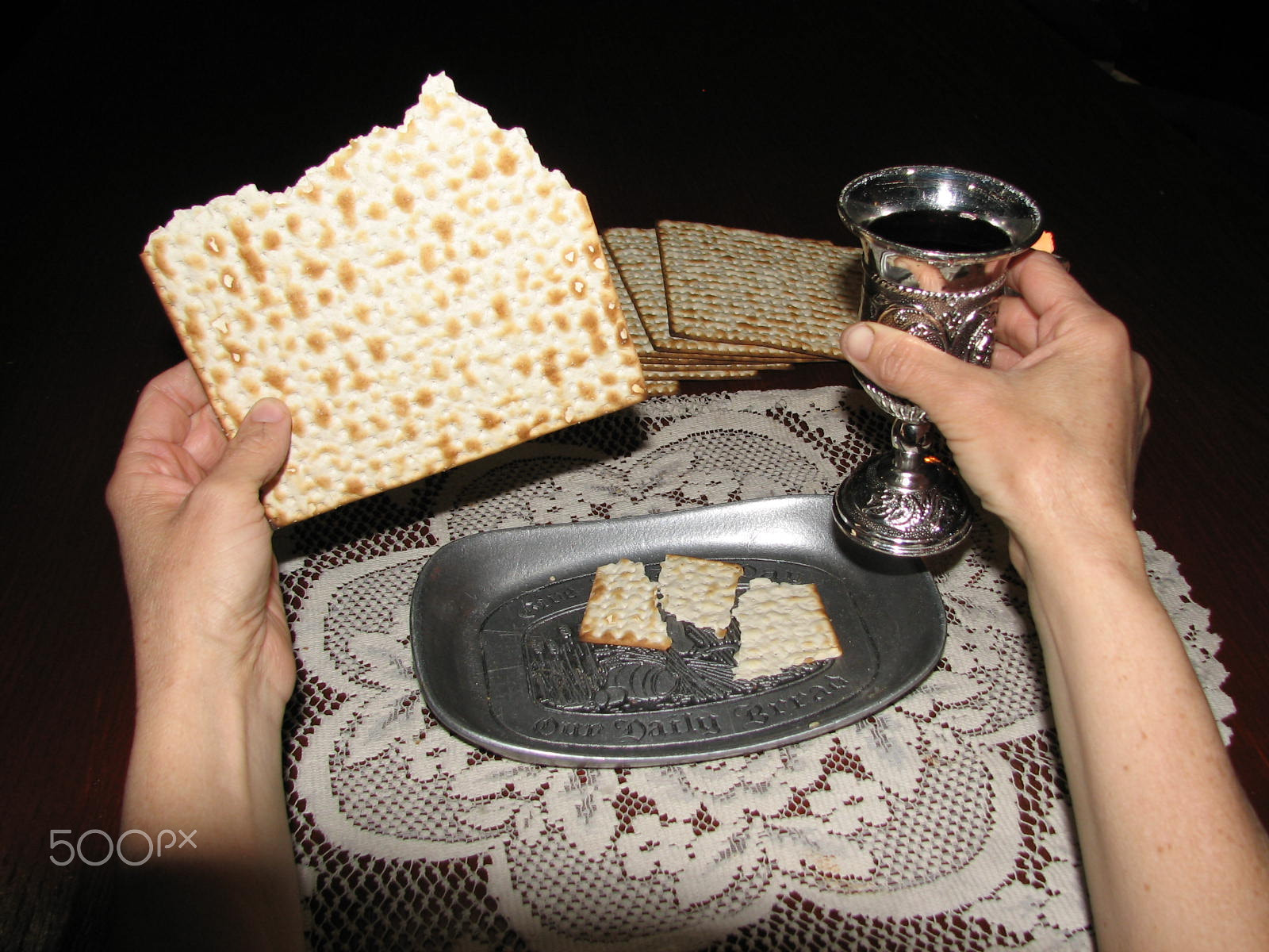 Canon POWERSHOT S2 IS sample photo. Passover photography