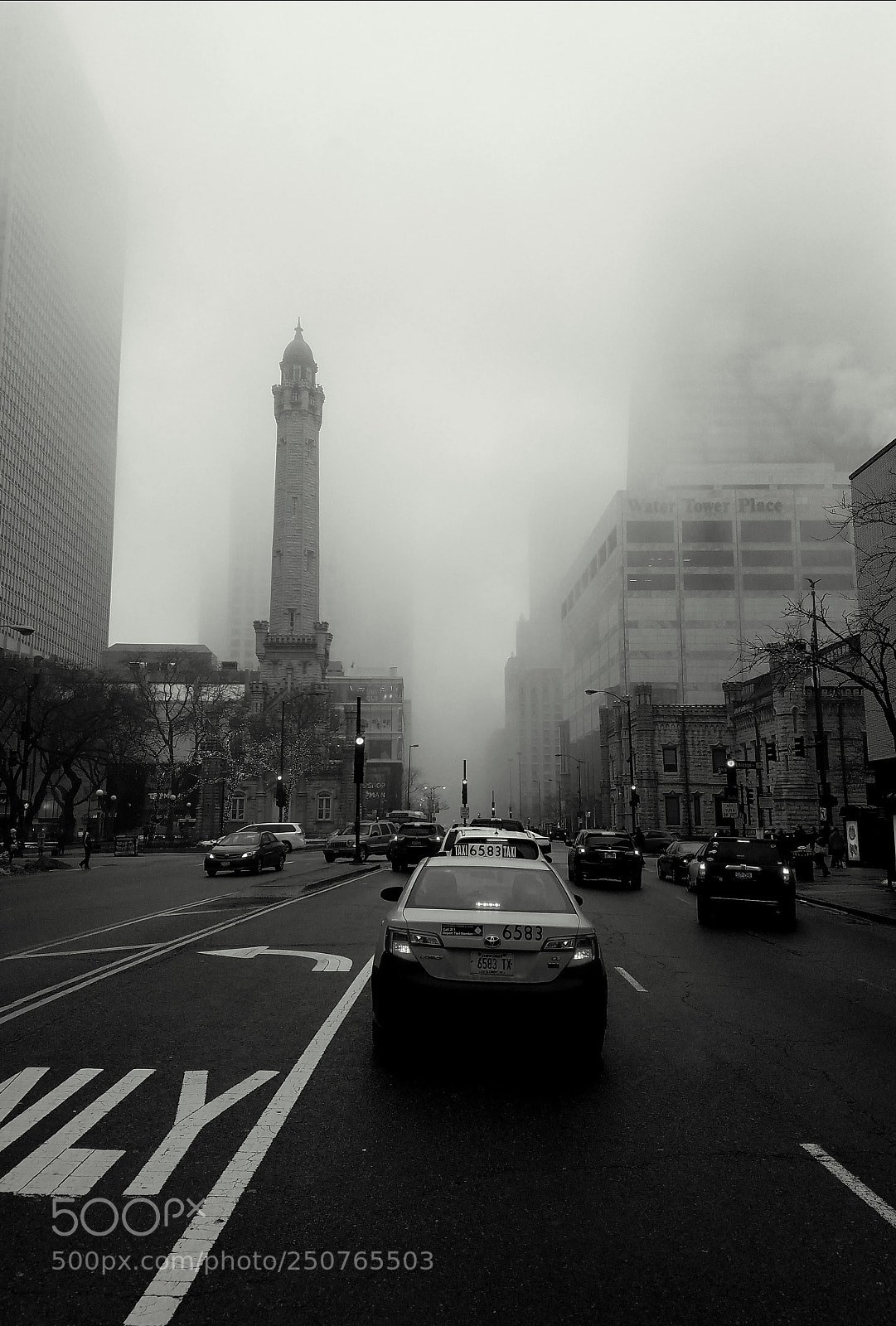 Samsung Galaxy S7 sample photo. In the city photography