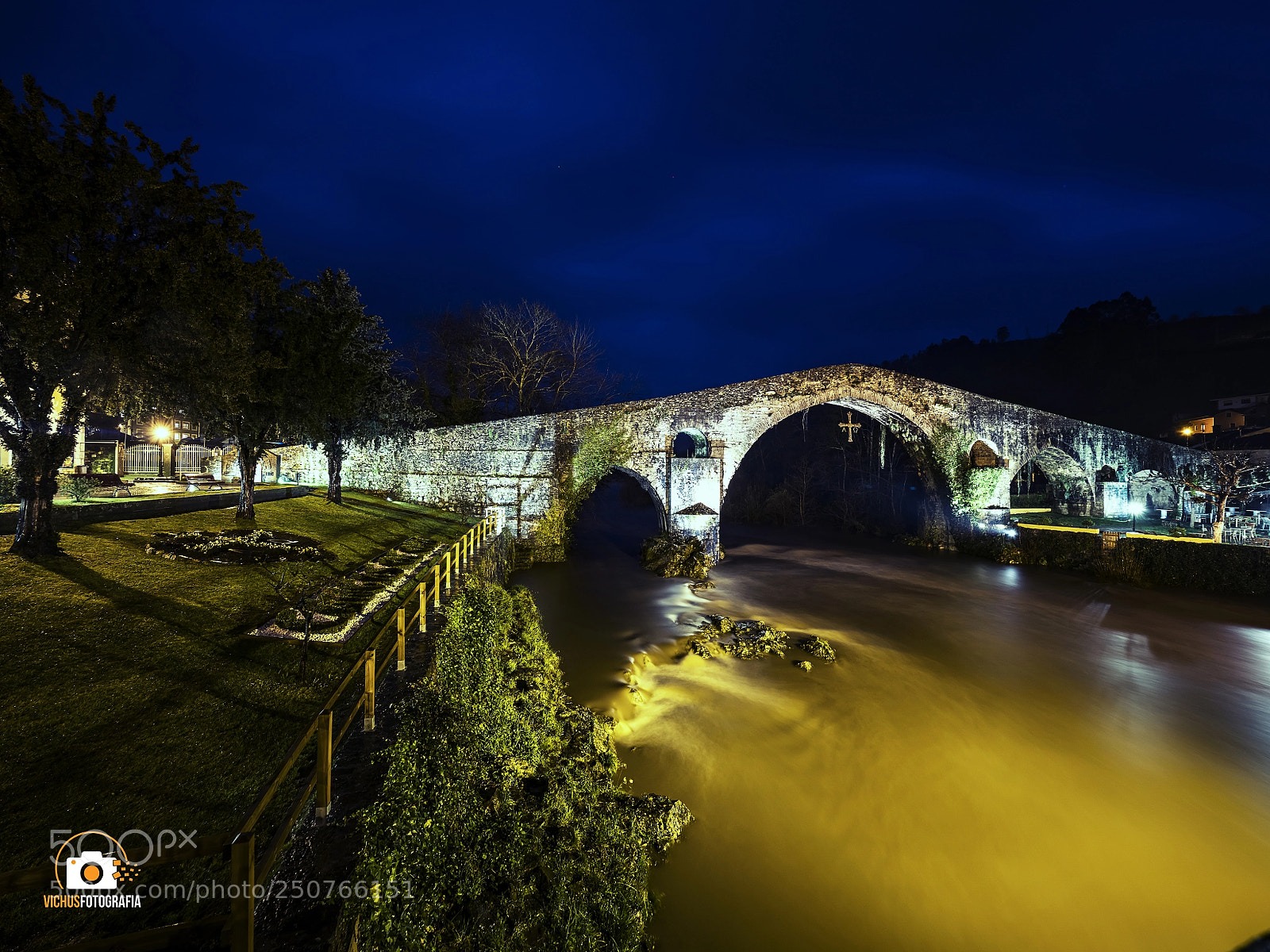Olympus OM-D E-M1 Mark II sample photo. Puente romano ... roman bridge photography