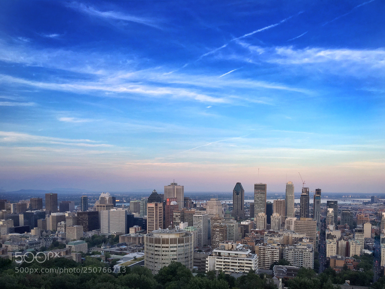 Apple iPhone 6s sample photo. Montreal photography