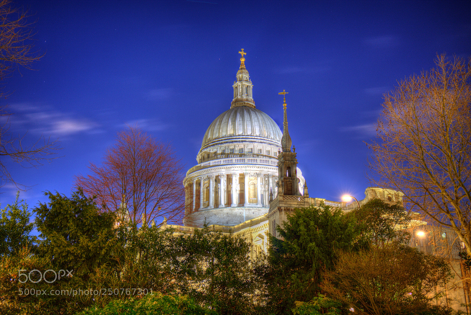 Canon EF 24-70mm F4L IS USM sample photo. St paul's cathedral photography