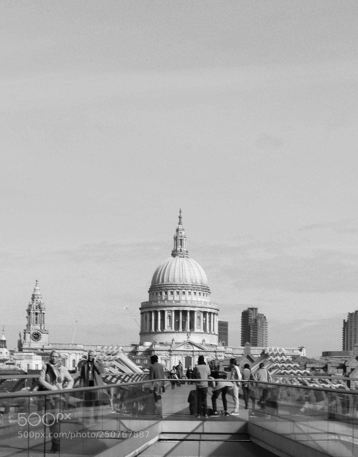 Canon EOS 1300D (EOS Rebel T6 / EOS Kiss X80) sample photo. London view photography