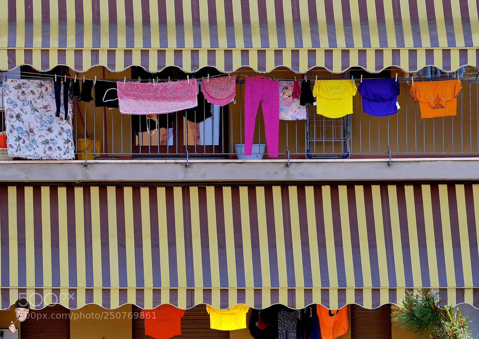 Fujifilm X-T1 sample photo. Colored cloths photography