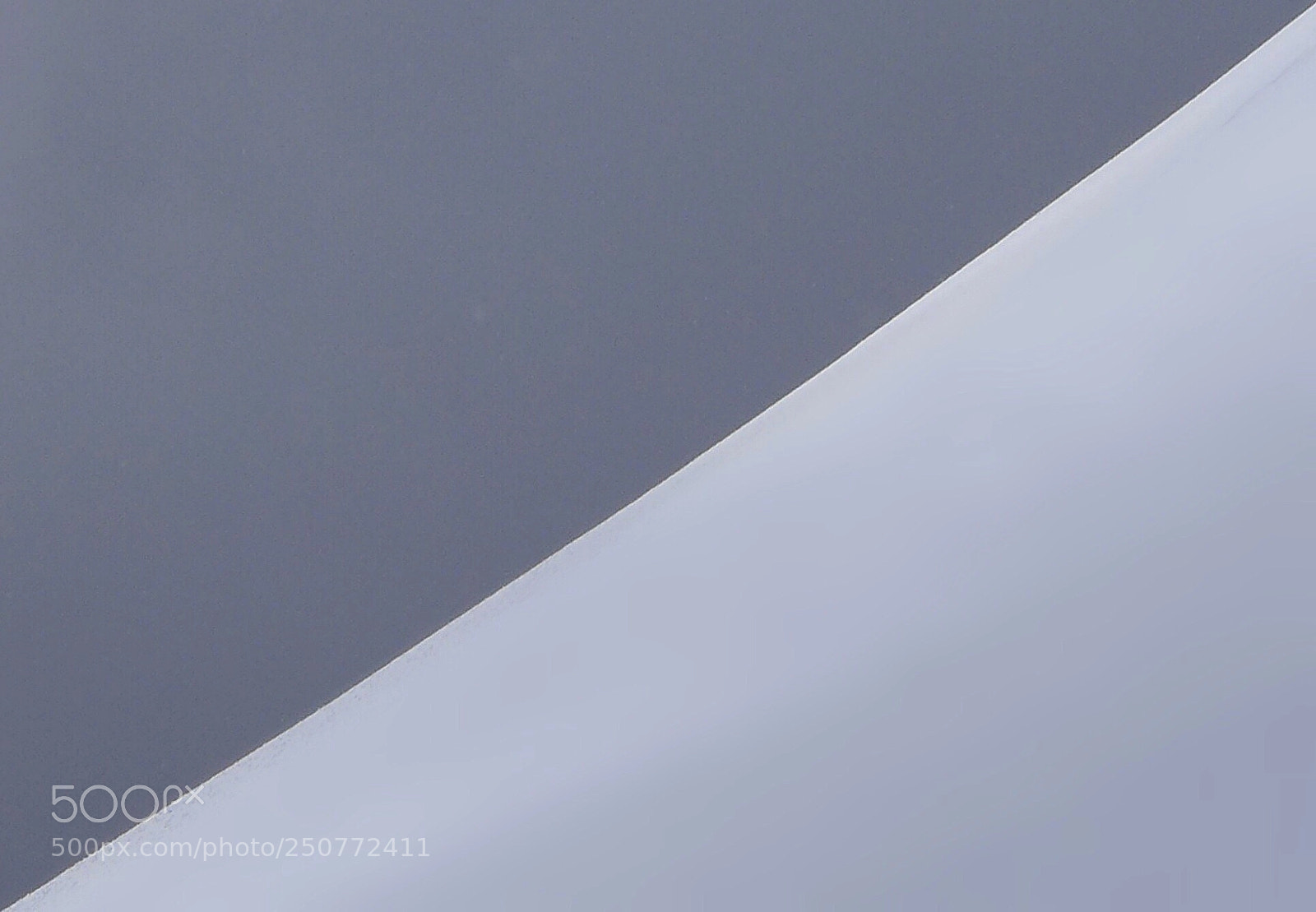 Panasonic Lumix DMC-LX7 sample photo. Grey cloud, white mountain photography