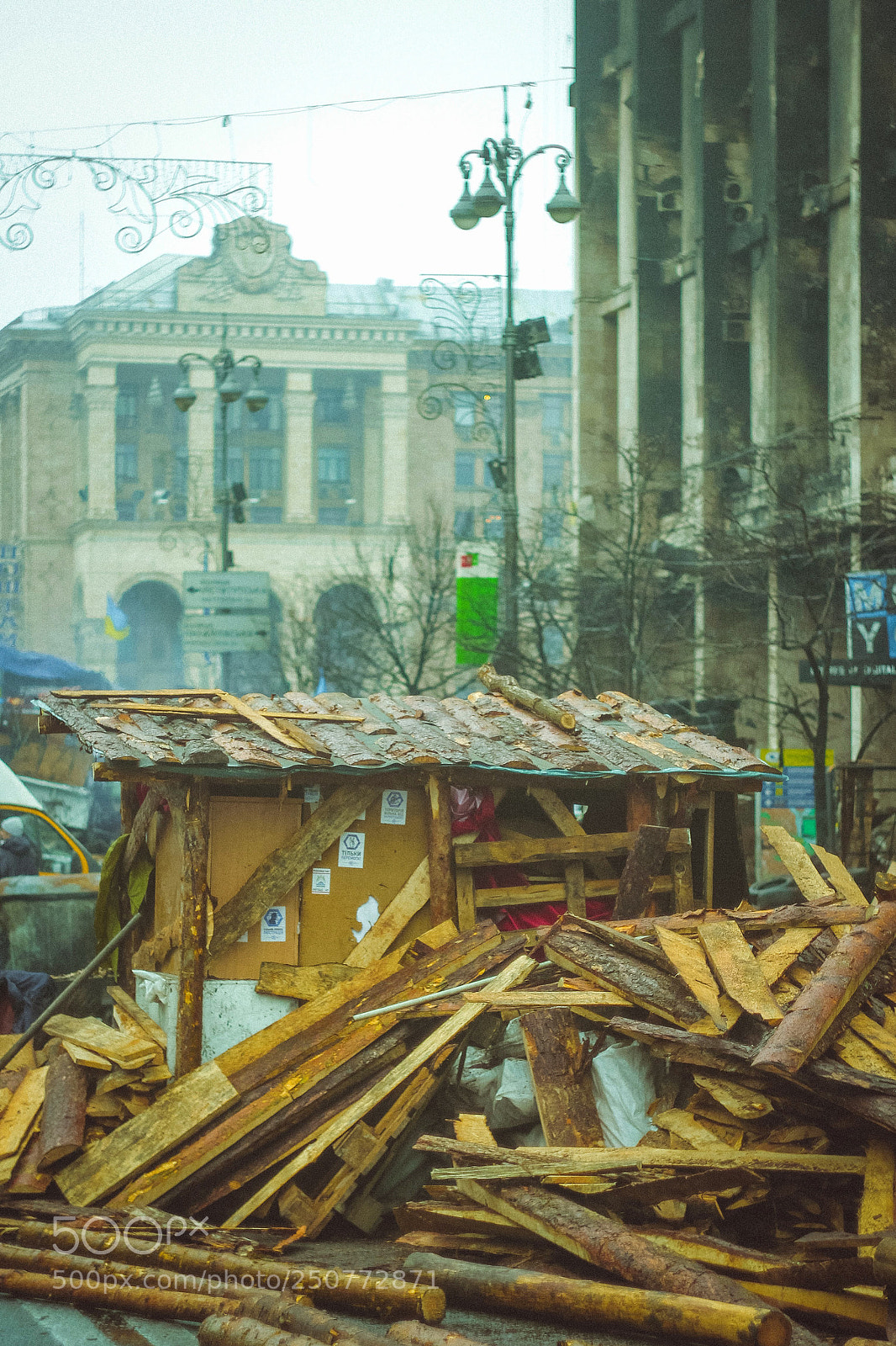 Canon EOS 550D (EOS Rebel T2i / EOS Kiss X4) sample photo. Ukrainian revolution 2014 photography