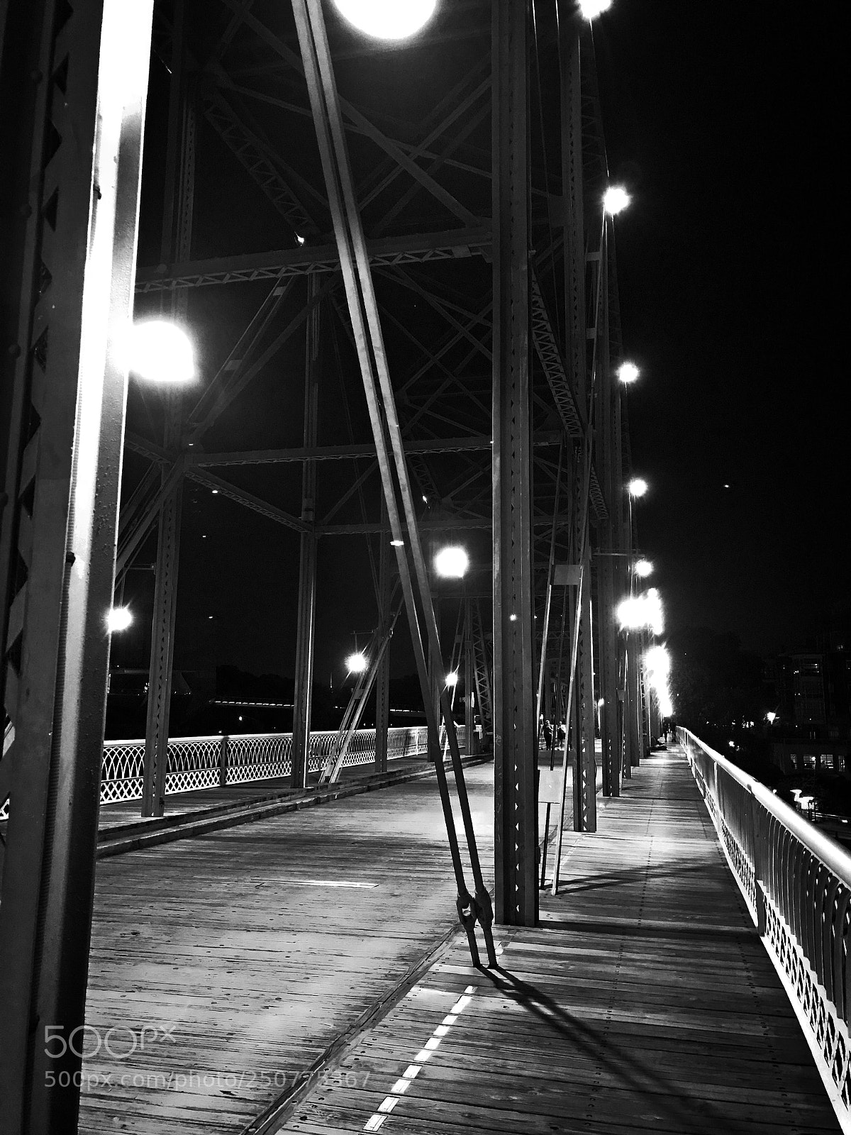 Apple iPhone 7 sample photo. Walnut stree bridge 1 photography