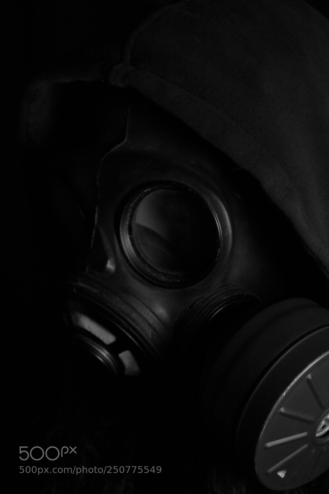 Canon EOS 50D sample photo. Fear in the dark photography
