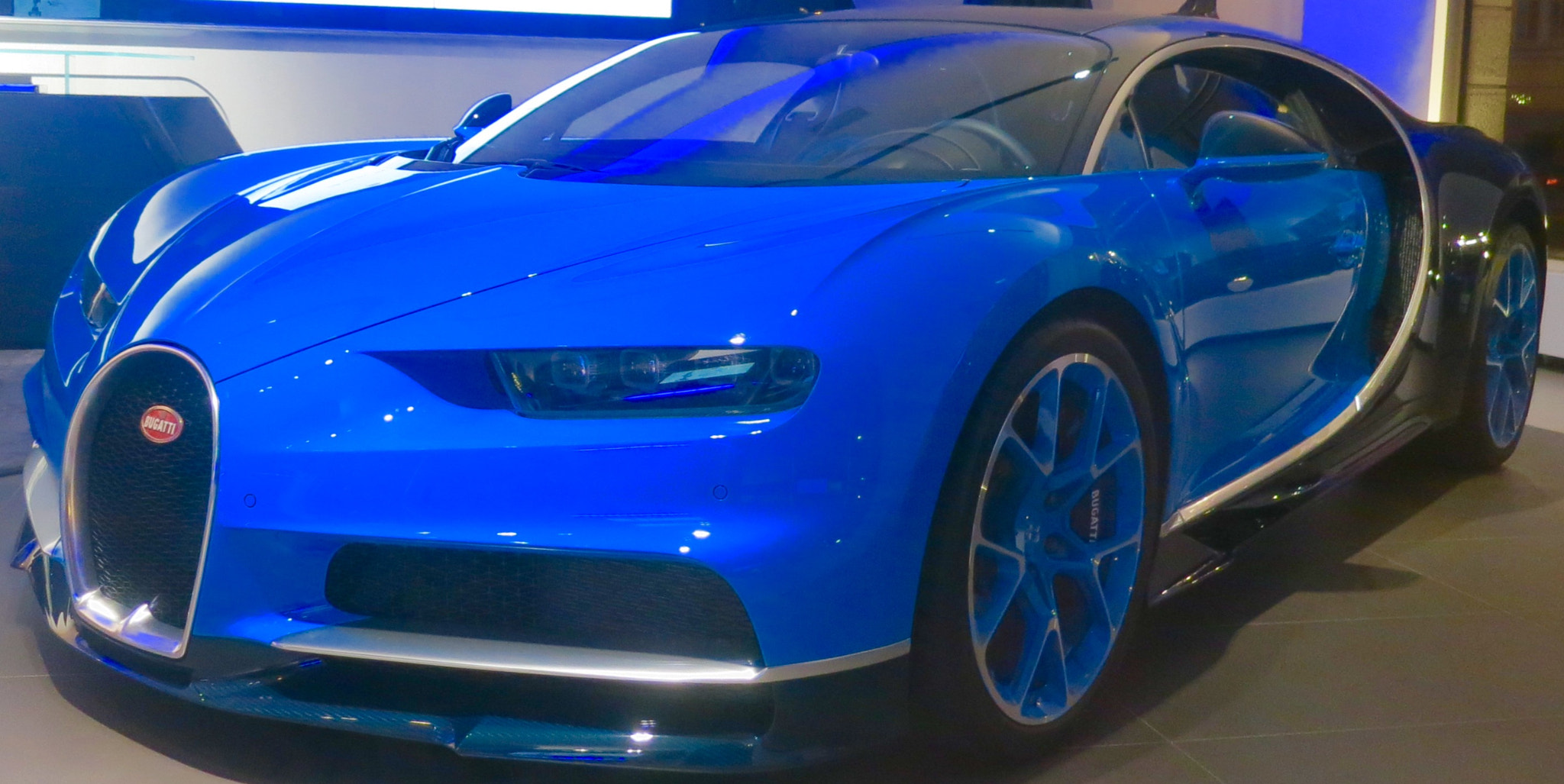 Canon PowerShot S100 sample photo. Munich after sunset: on display a bugatti chiron. list price 2.125.000 € plus vat. limit:499 ! photography