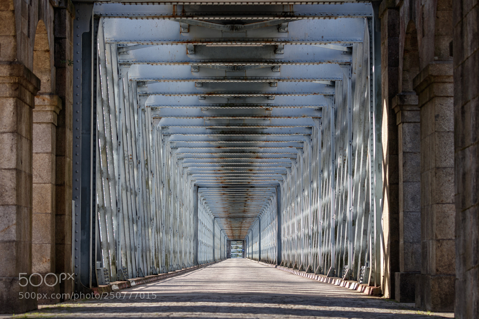 Canon EOS 5DS sample photo. Puente antiguo entre tui photography