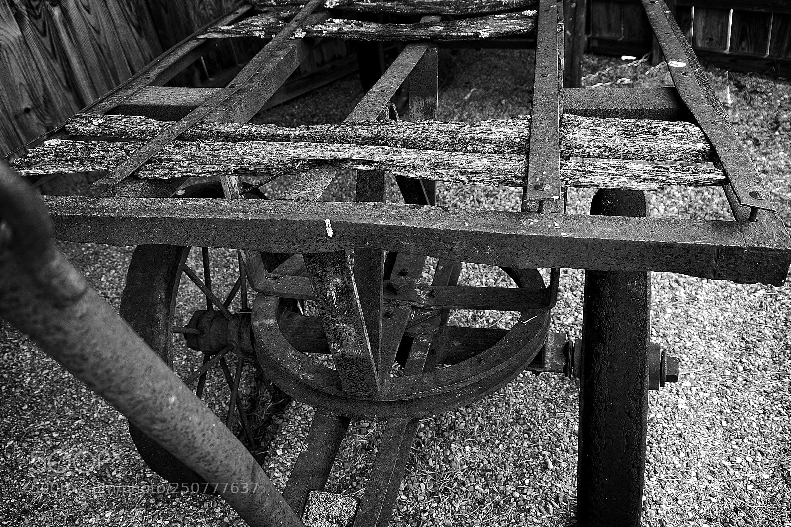 Fujifilm X-E1 sample photo. The old cart photography