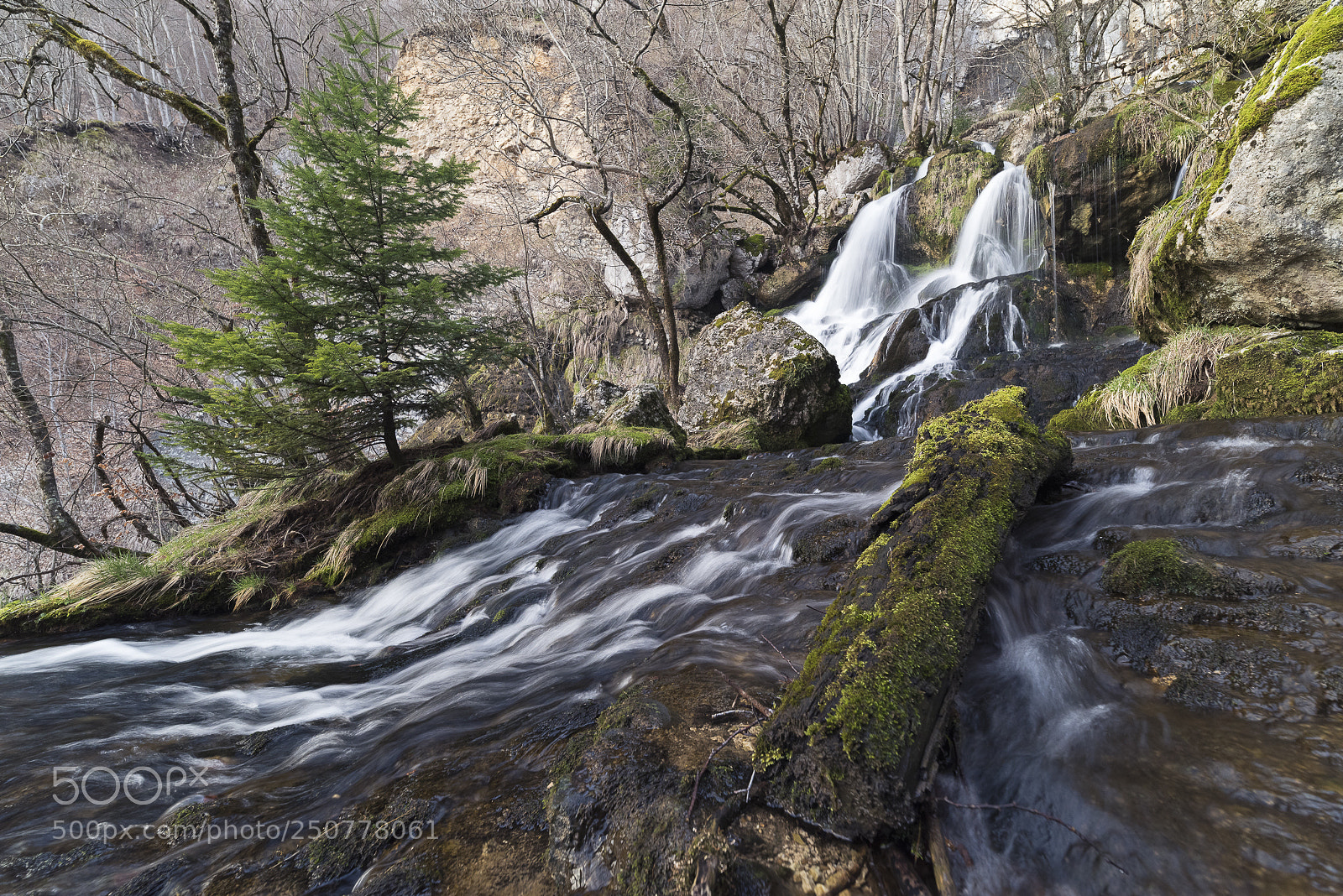 Nikon D810 sample photo. Doria et ses cascades photography