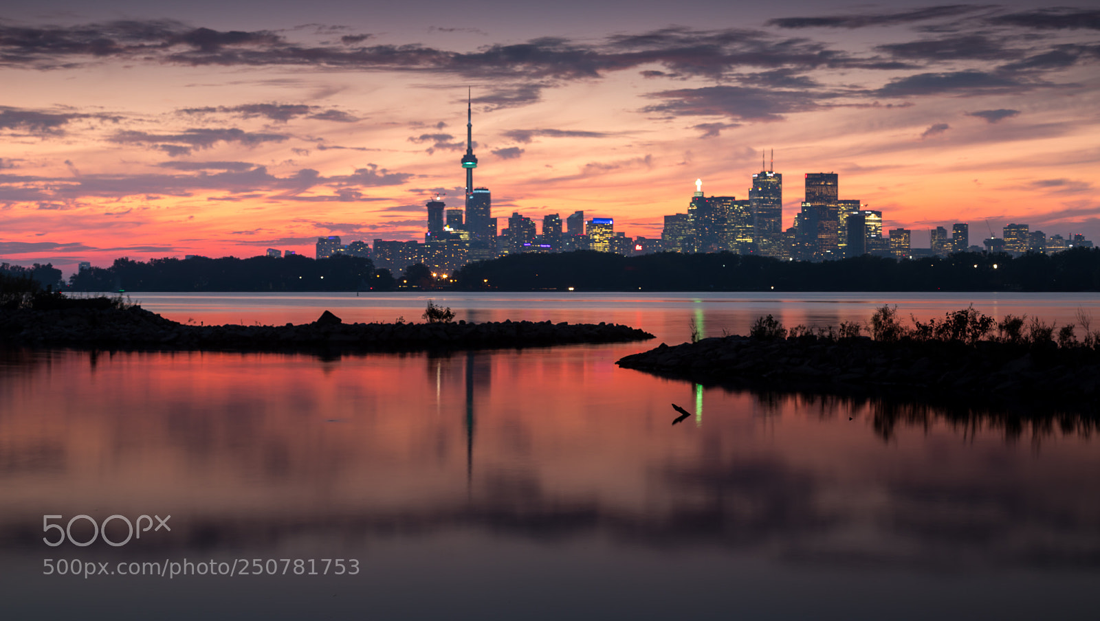 Canon EOS 5D Mark IV sample photo. Toronto skyline sunset photography