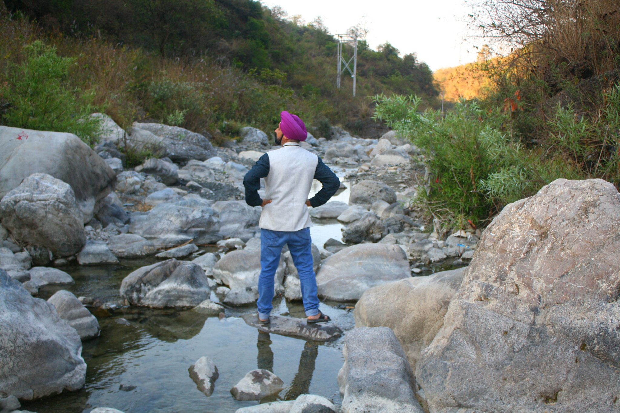 Canon EOS 1000D (EOS Digital Rebel XS / EOS Kiss F) sample photo. #enjoying_beauty_of_nature

#chalaang #dehradun

#www_photography photography