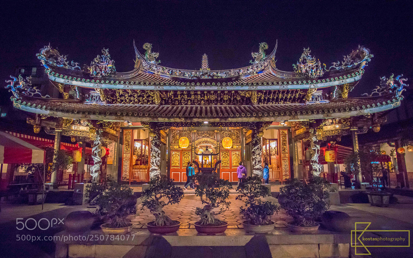 Canon EOS 6D Mark II sample photo. Night temple photography