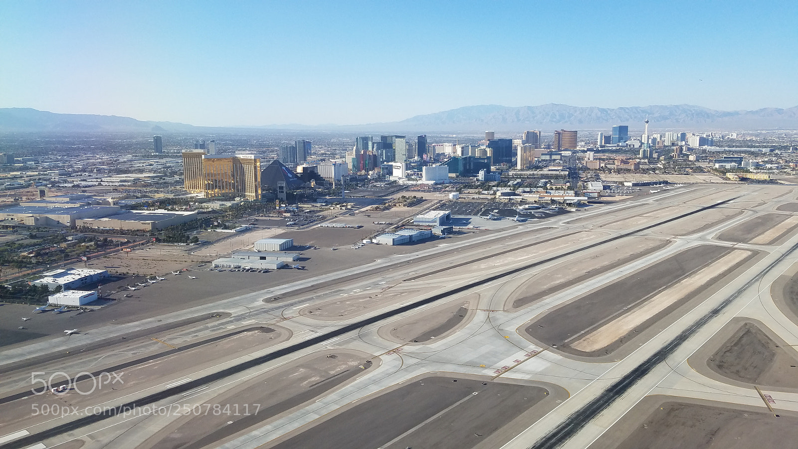 Samsung Galaxy S7 sample photo. Leaving las vegas photography