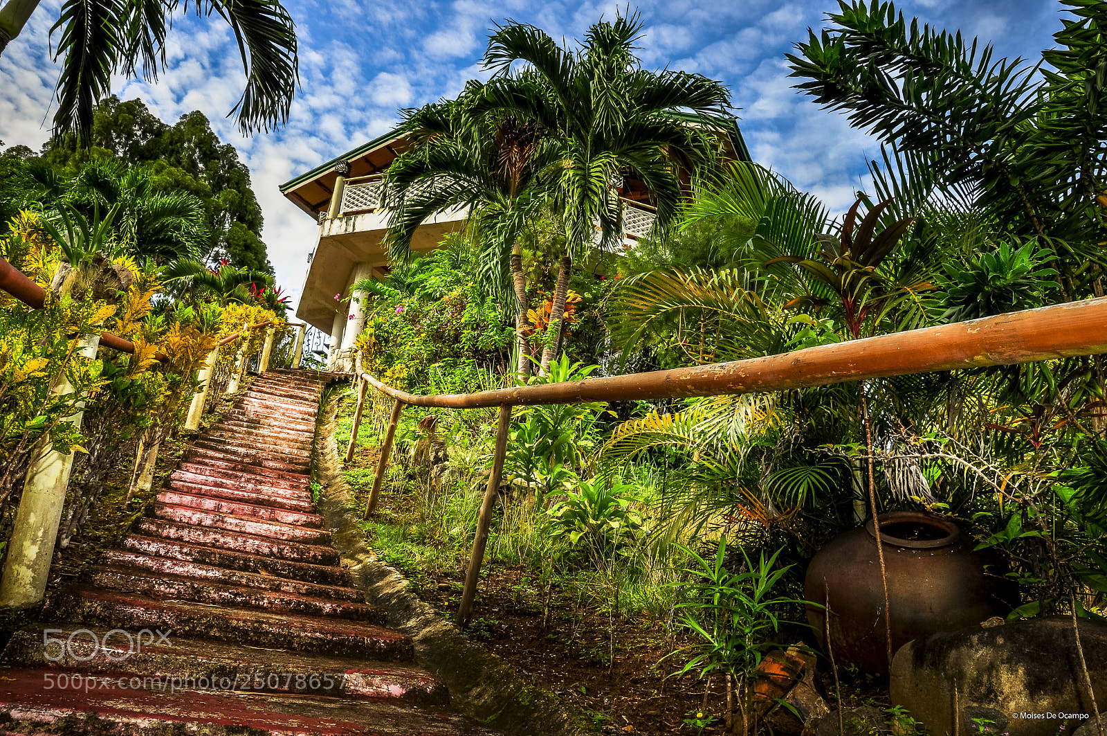 Nikon D90 sample photo. "old house" photography