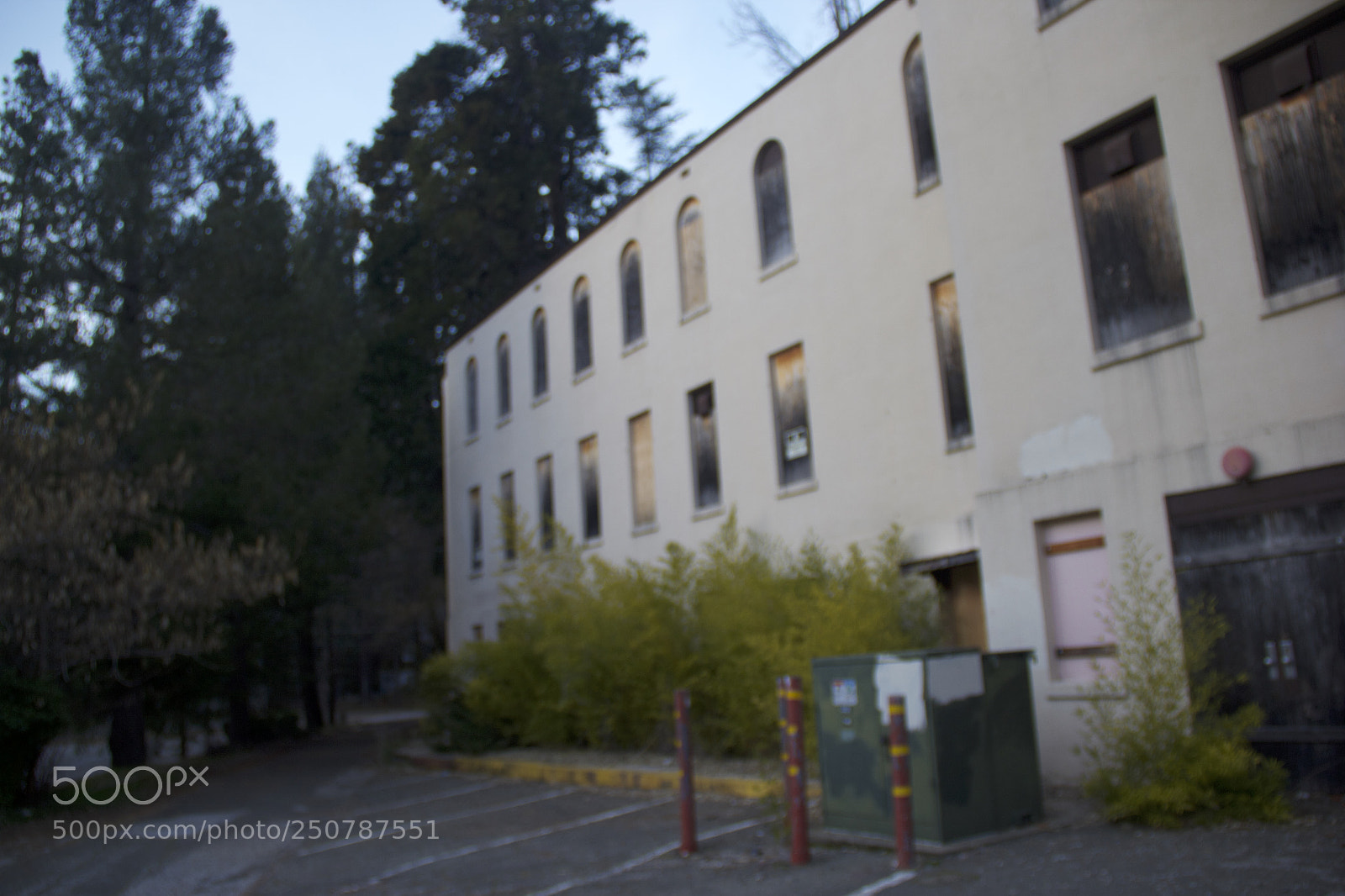 Canon EOS 60D sample photo. Old building photography