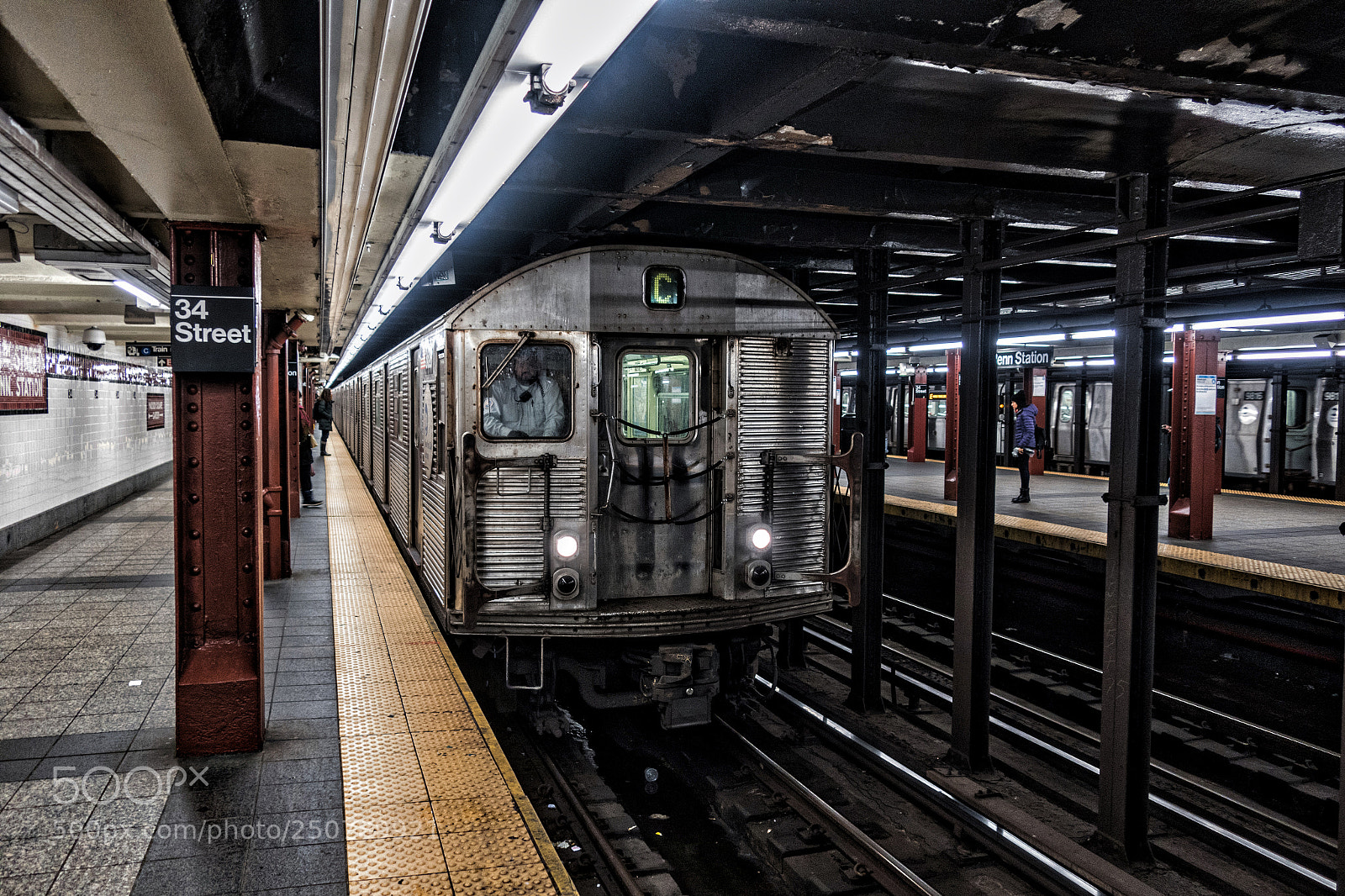Canon PowerShot G9 X Mark II sample photo. C train at penn photography