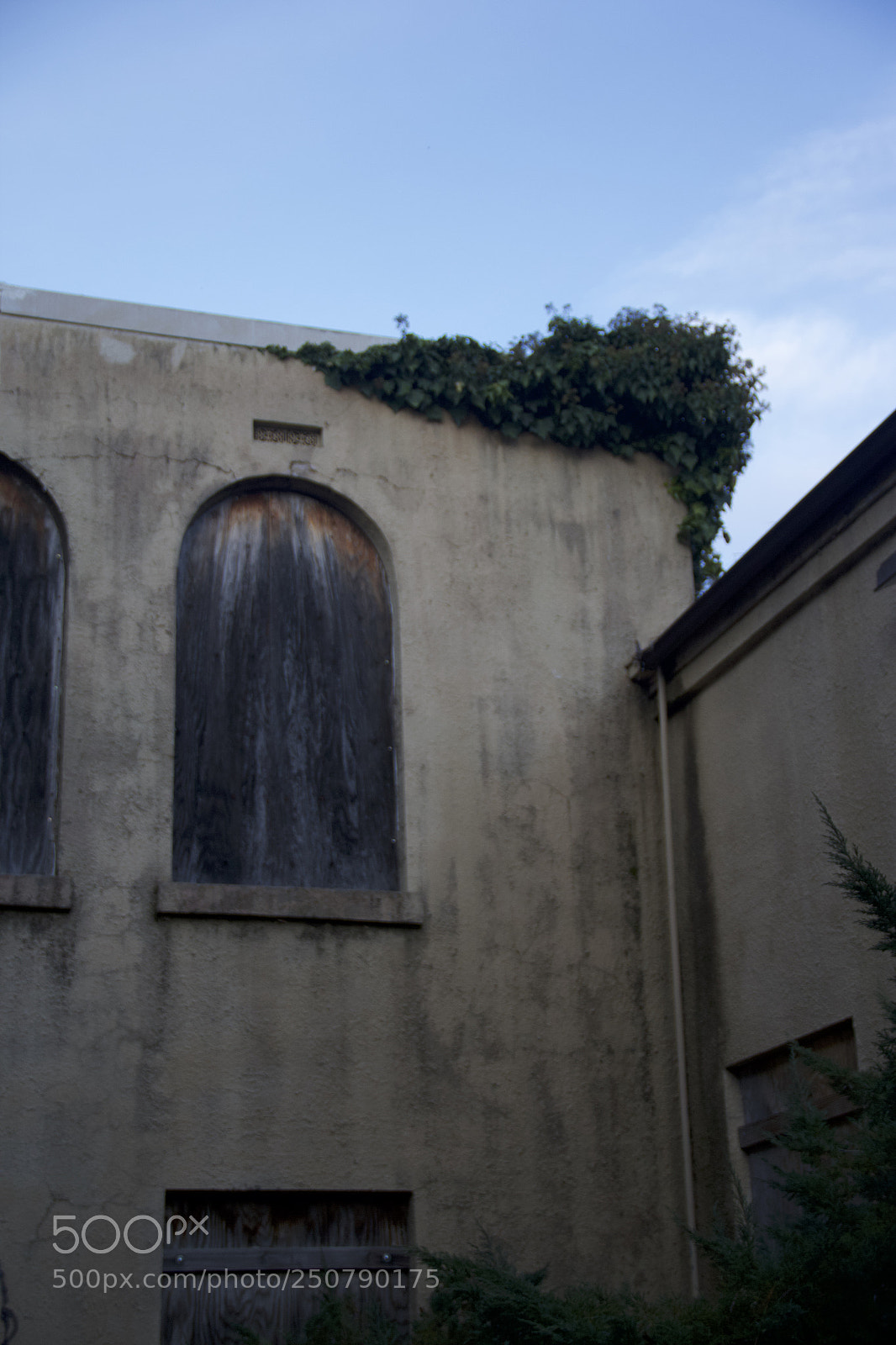 Canon EOS 60D sample photo. Old building photography