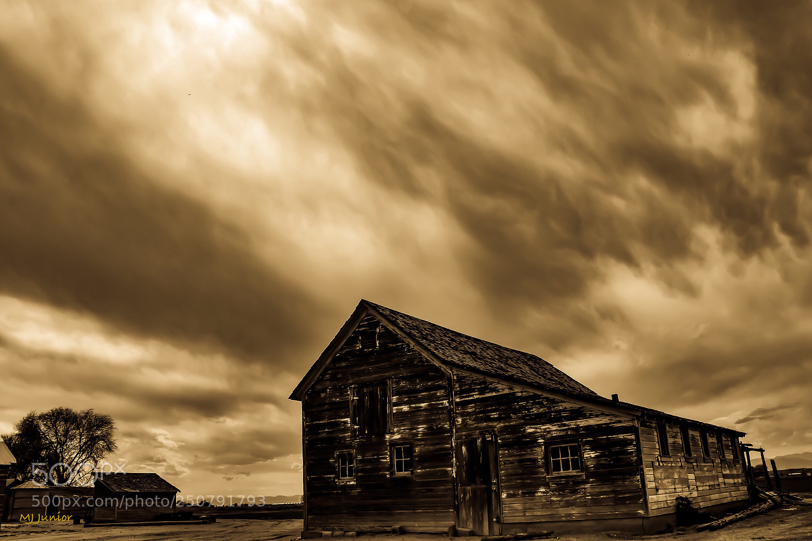 Nikon D7500 sample photo. Antique barn.... photography