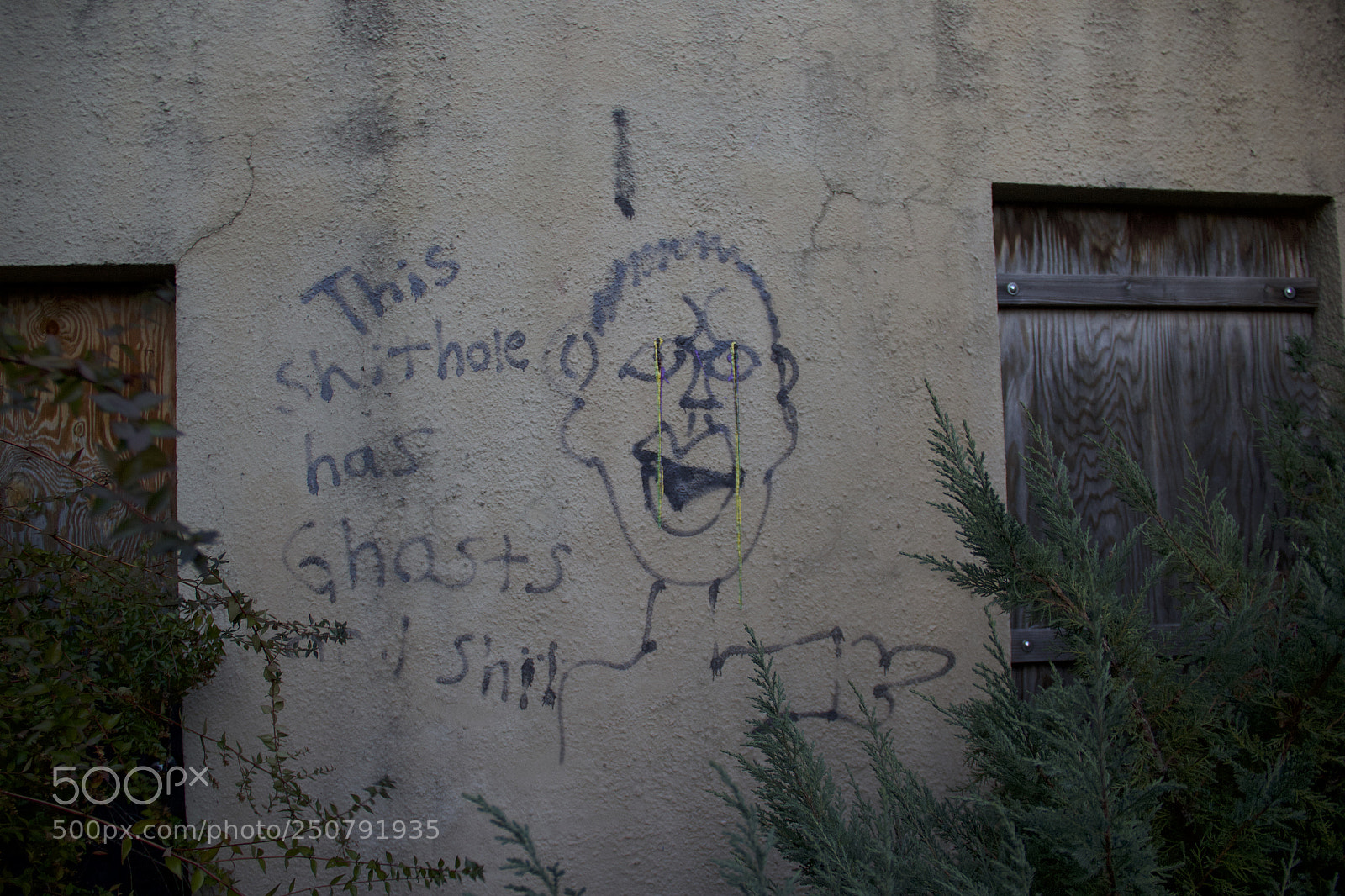 Canon EOS 60D sample photo. Old building photography