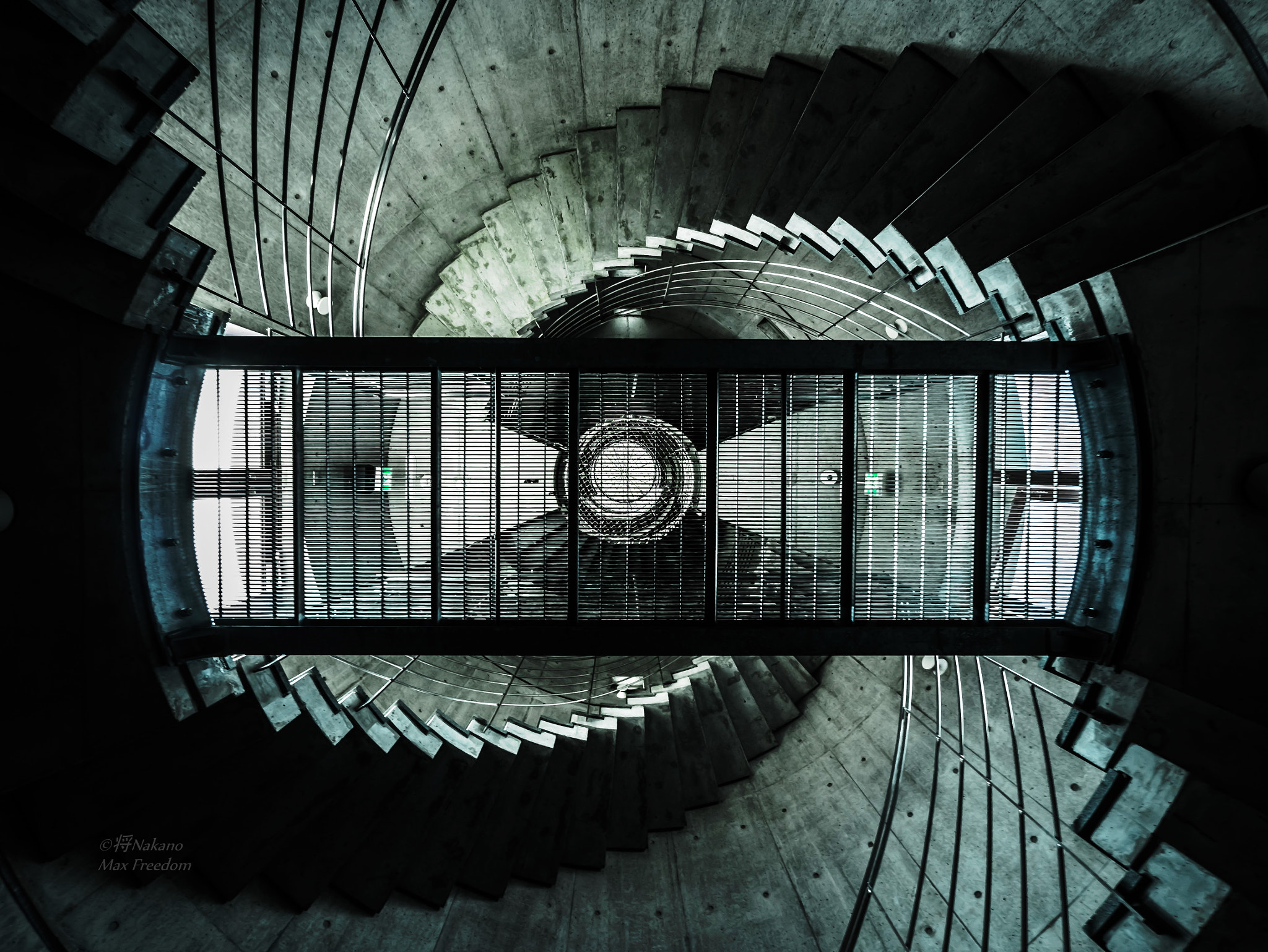 Panasonic Lumix DMC-GX85 (Lumix DMC-GX80 / Lumix DMC-GX7 Mark II) sample photo. Spiral staircase. photography