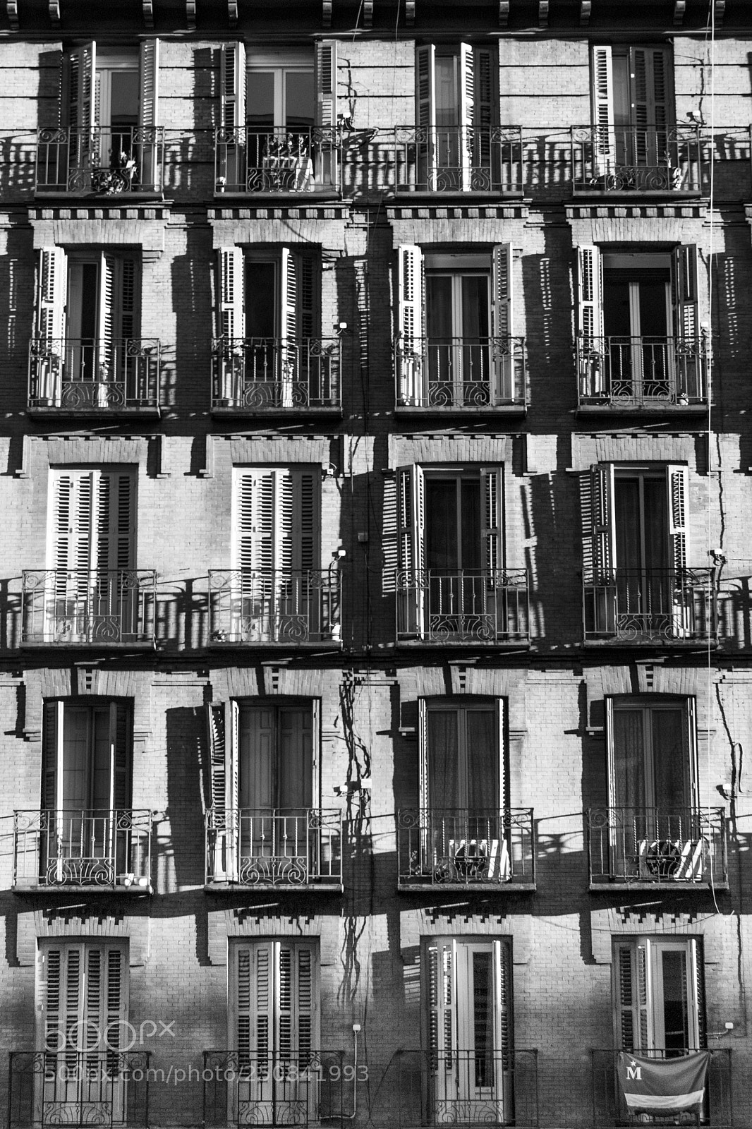 Nikon D3300 sample photo. Windows labyrinth photography