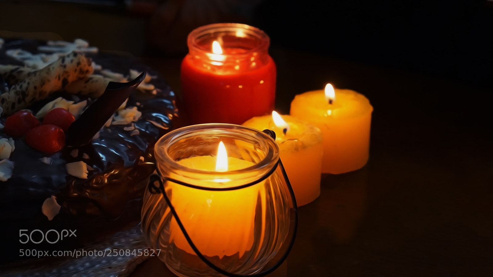 Sony a6000 sample photo. Cake & candles photography