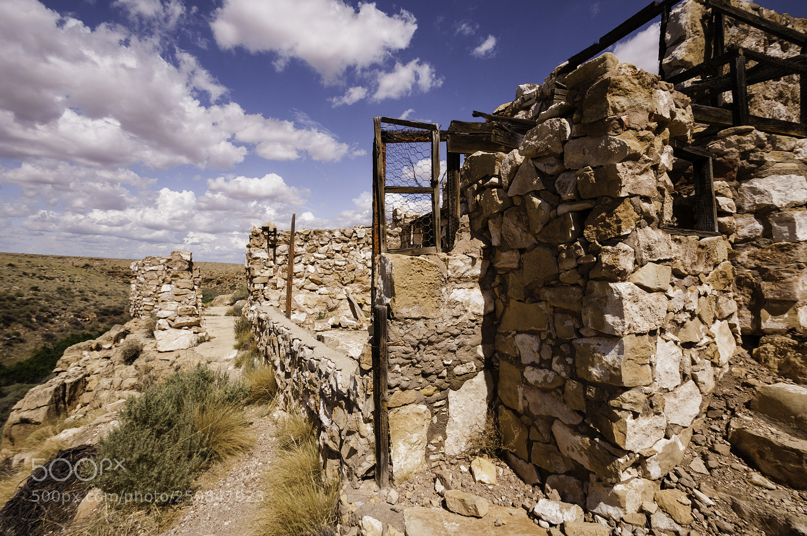 Nikon D5000 sample photo. 2 guns - canyon edge #2 photography