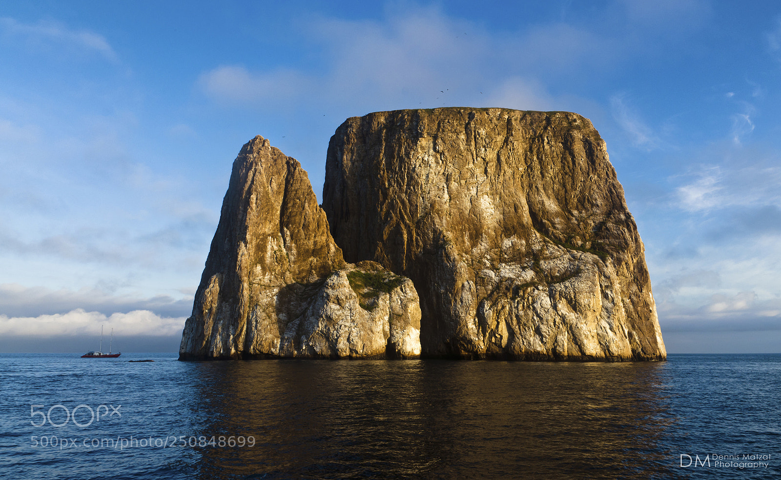Nikon D7000 sample photo. Galapagos - kicker rock photography
