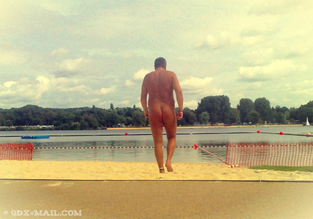 Nokia N95 8GB sample photo. Nude beach photography