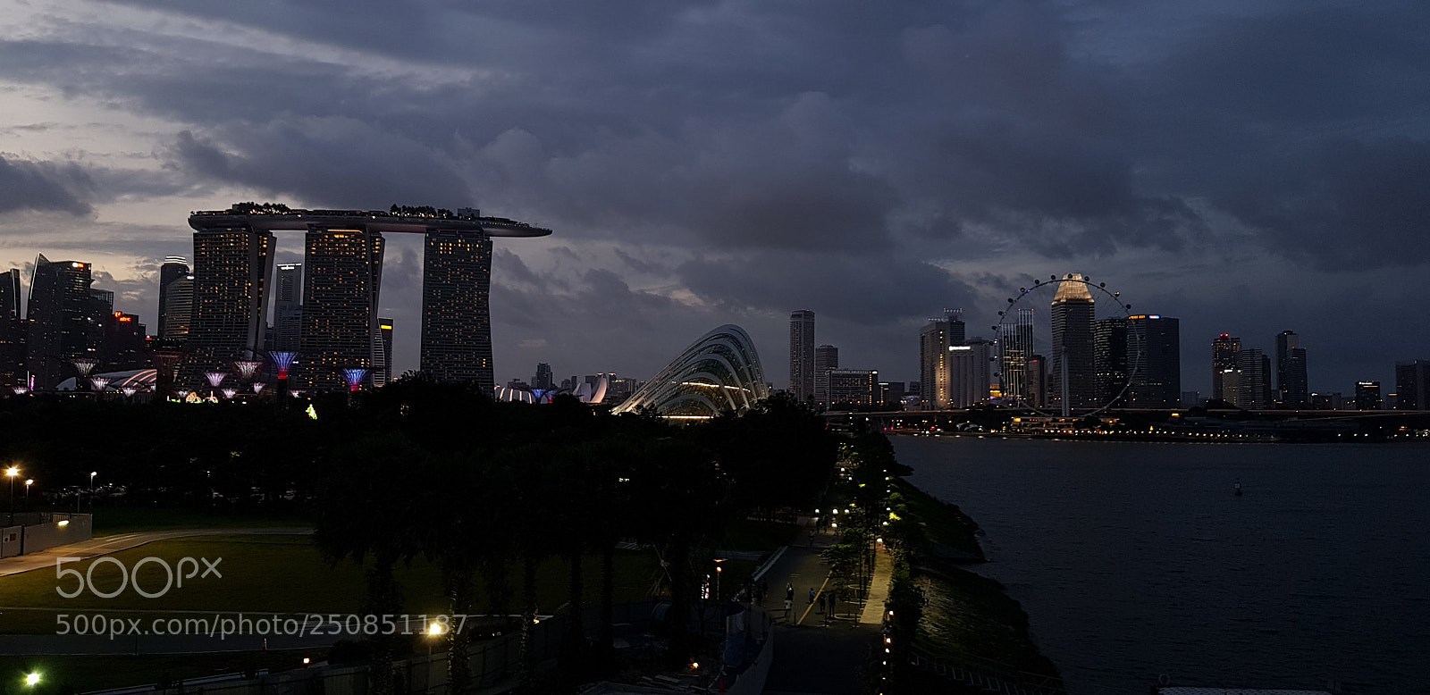 Samsung Galaxy S8+ sample photo. Singapore skyline photography
