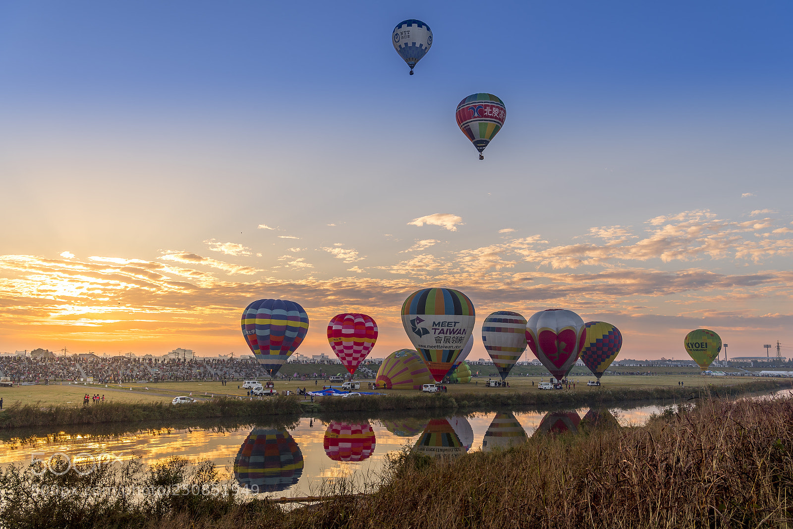 Nikon D5 sample photo. Saga air ballon festival photography