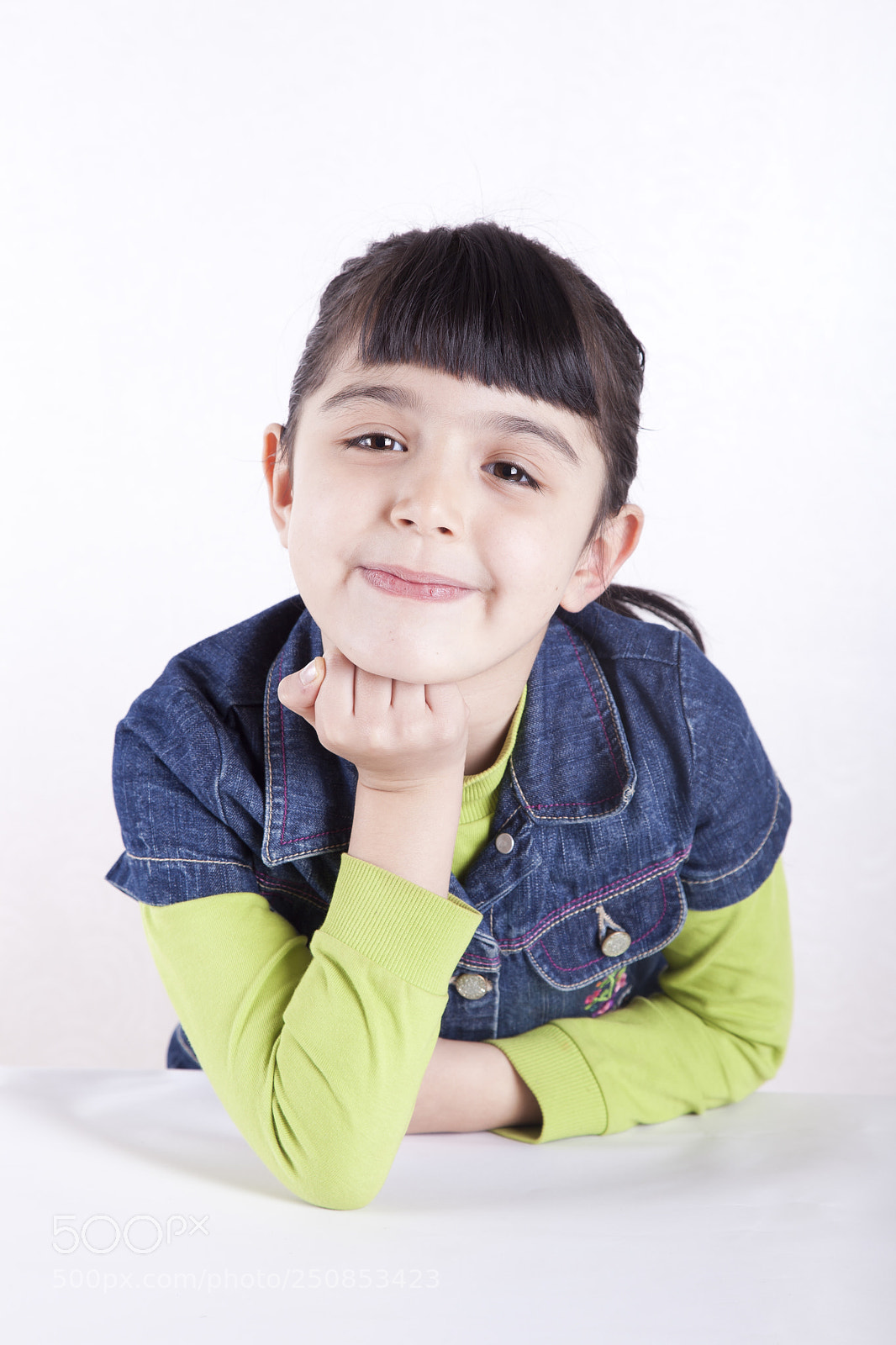 Canon EOS 5D Mark II sample photo. Elementary student portrait photography