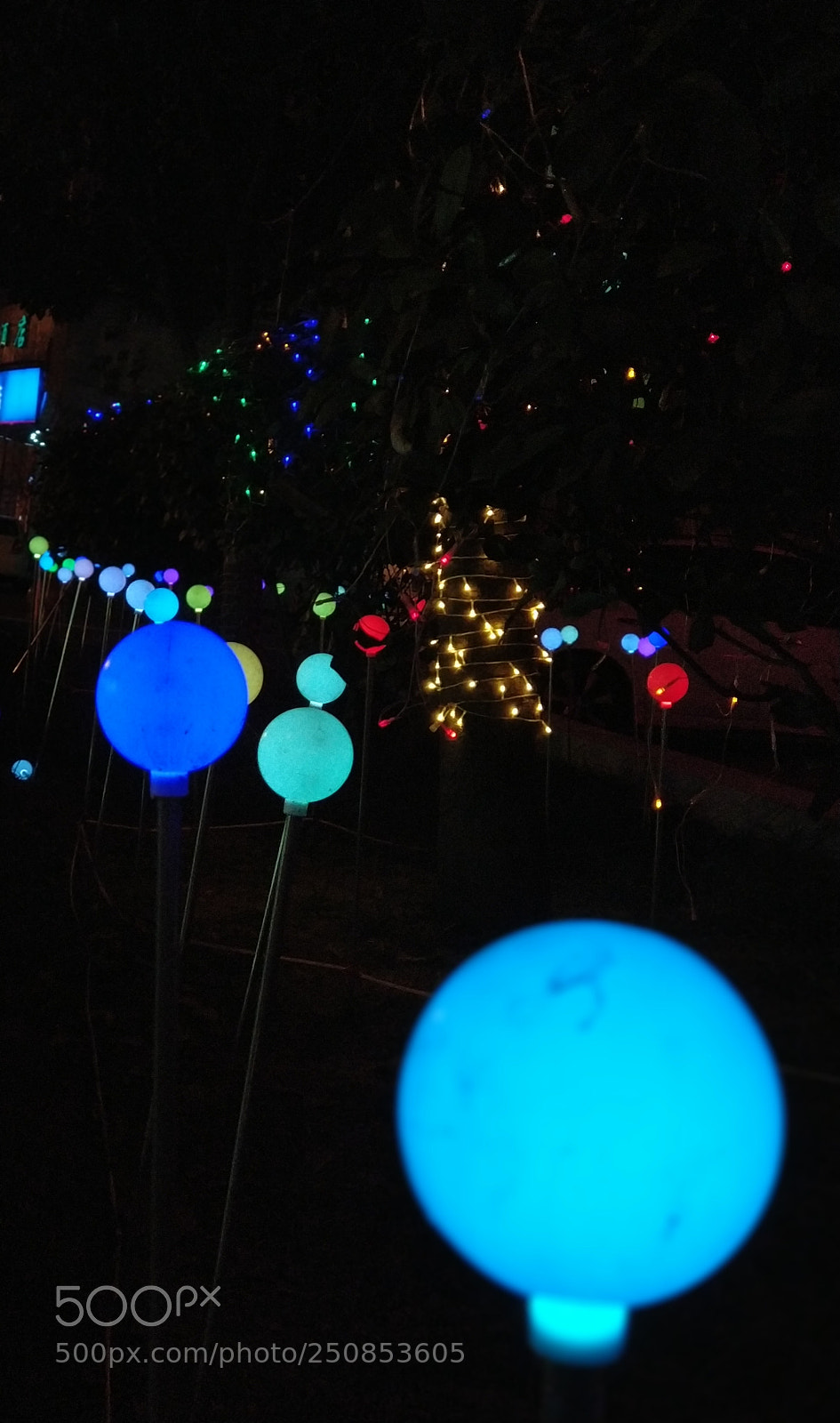 Xiaomi MI6 sample photo. Light photography