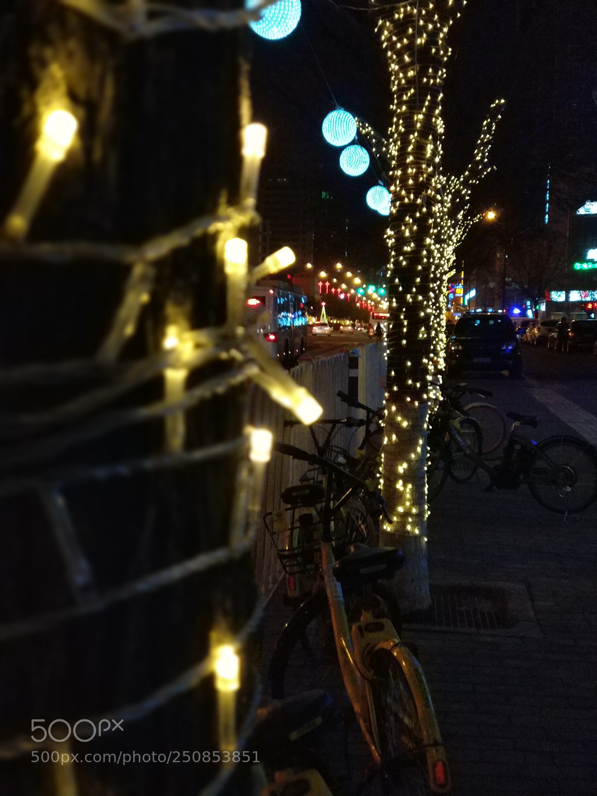 Xiaomi MI6 sample photo. Light photography