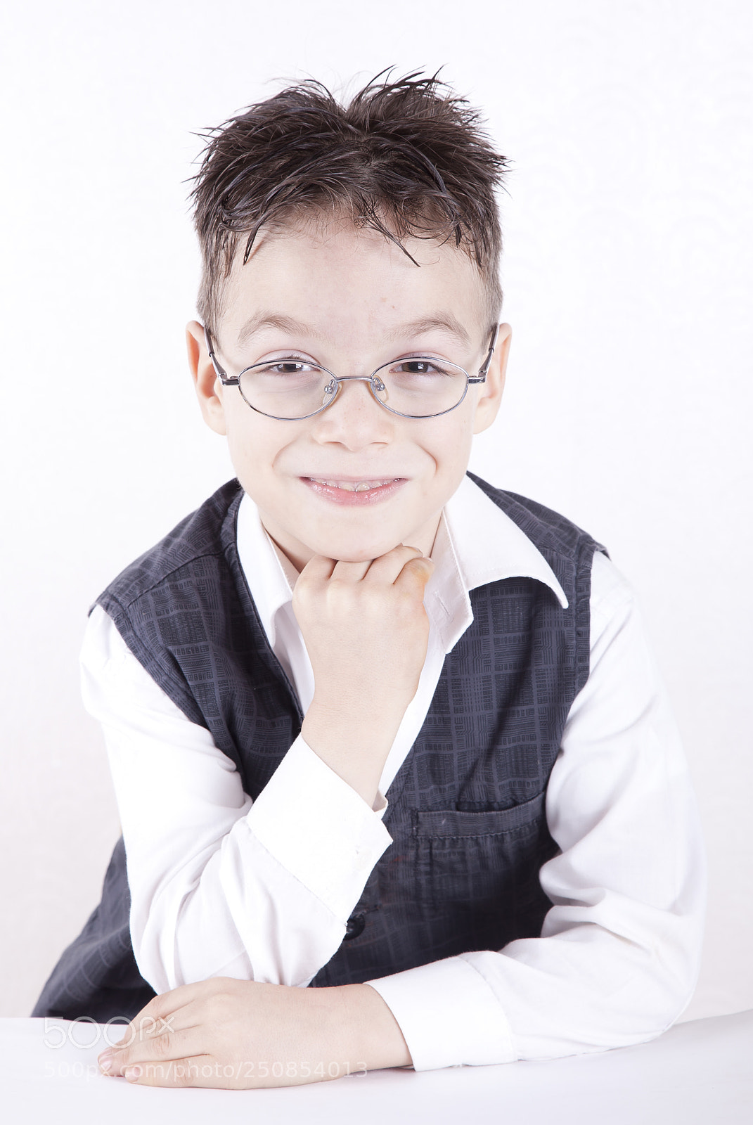 Canon EOS 5D Mark II sample photo. Elementary student portrait photography