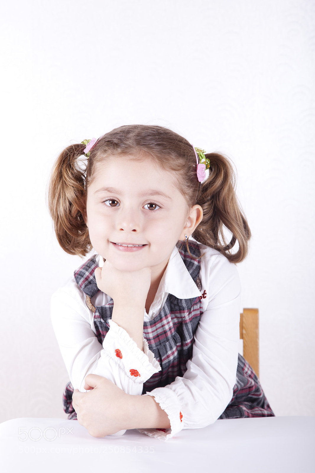 Canon EOS 5D Mark II sample photo. Elementary student portrait photography