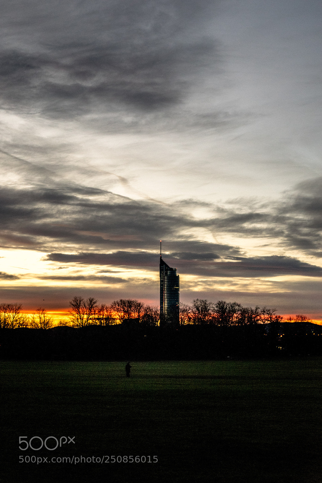 Nikon D3300 sample photo. Dark sunset vienna photography