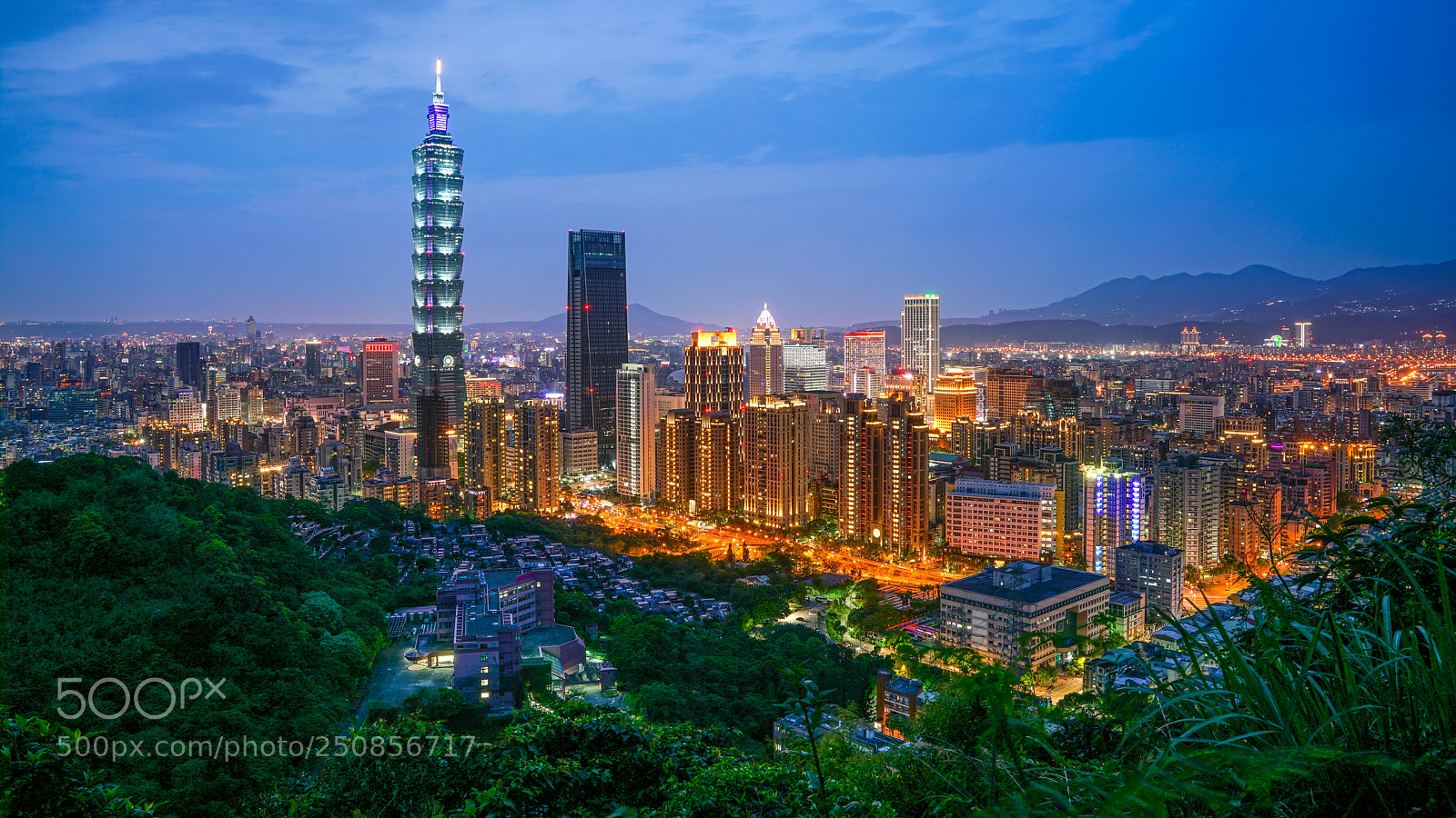 Sony a7R II sample photo. Taipei city photography
