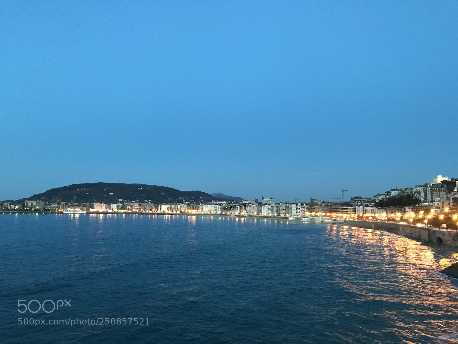 Apple iPhone 7 sample photo. San sebastián  photography