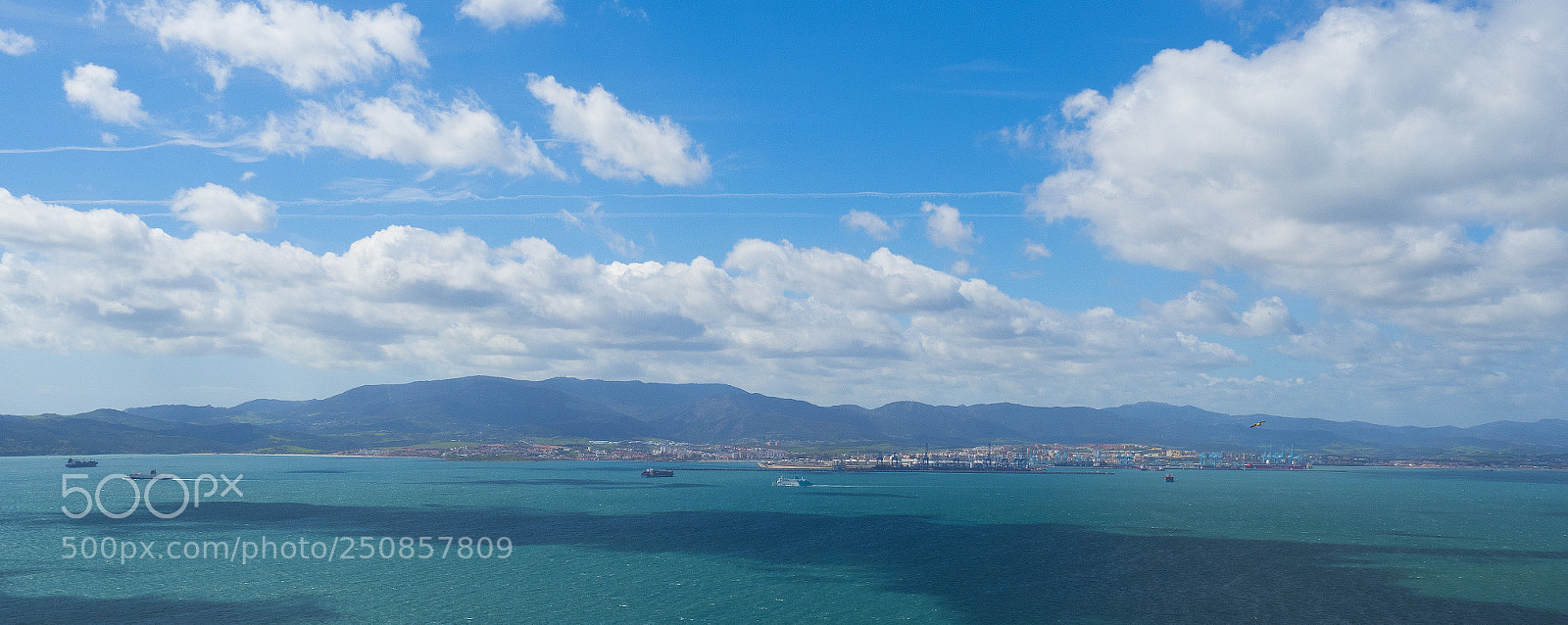 Olympus OM-D E-M5 II sample photo. Algeciras photography