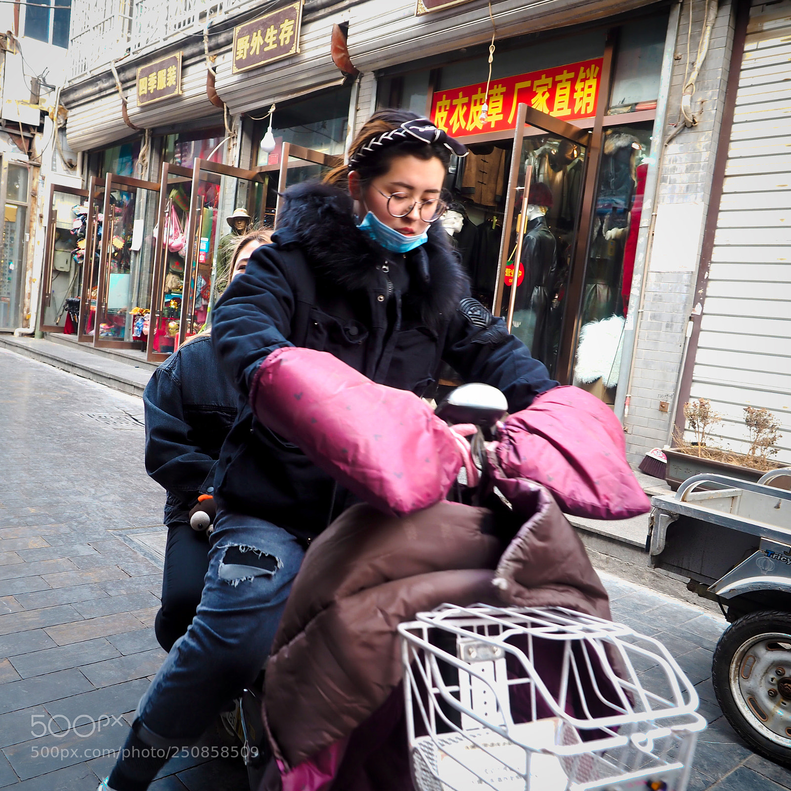 Olympus OM-D E-M5 II sample photo. Motorbiker photography