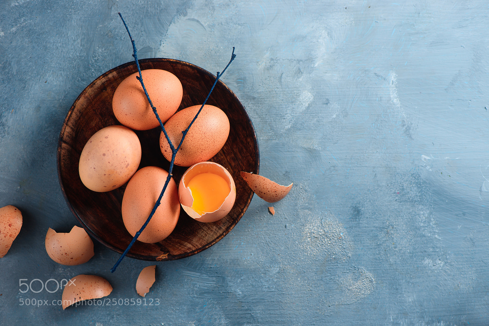 Nikon D800 sample photo. Yolk in an eggshell photography