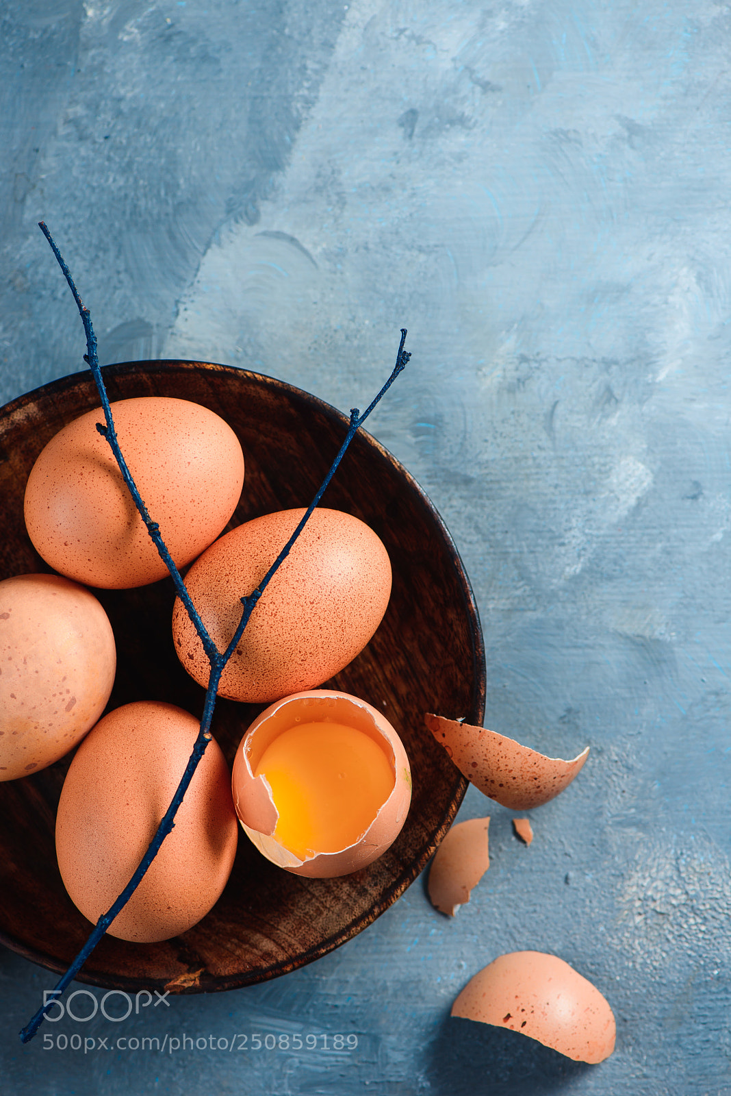 Nikon D800 sample photo. Yolk in an eggshell photography