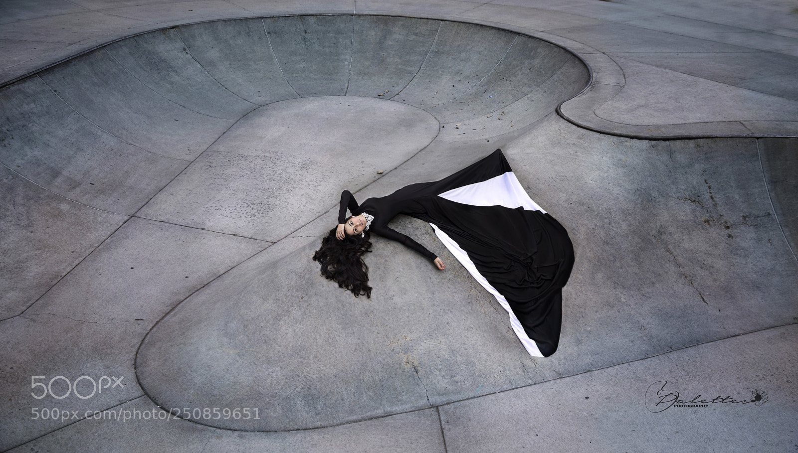 Canon EOS 5D Mark IV sample photo. Geometry photography