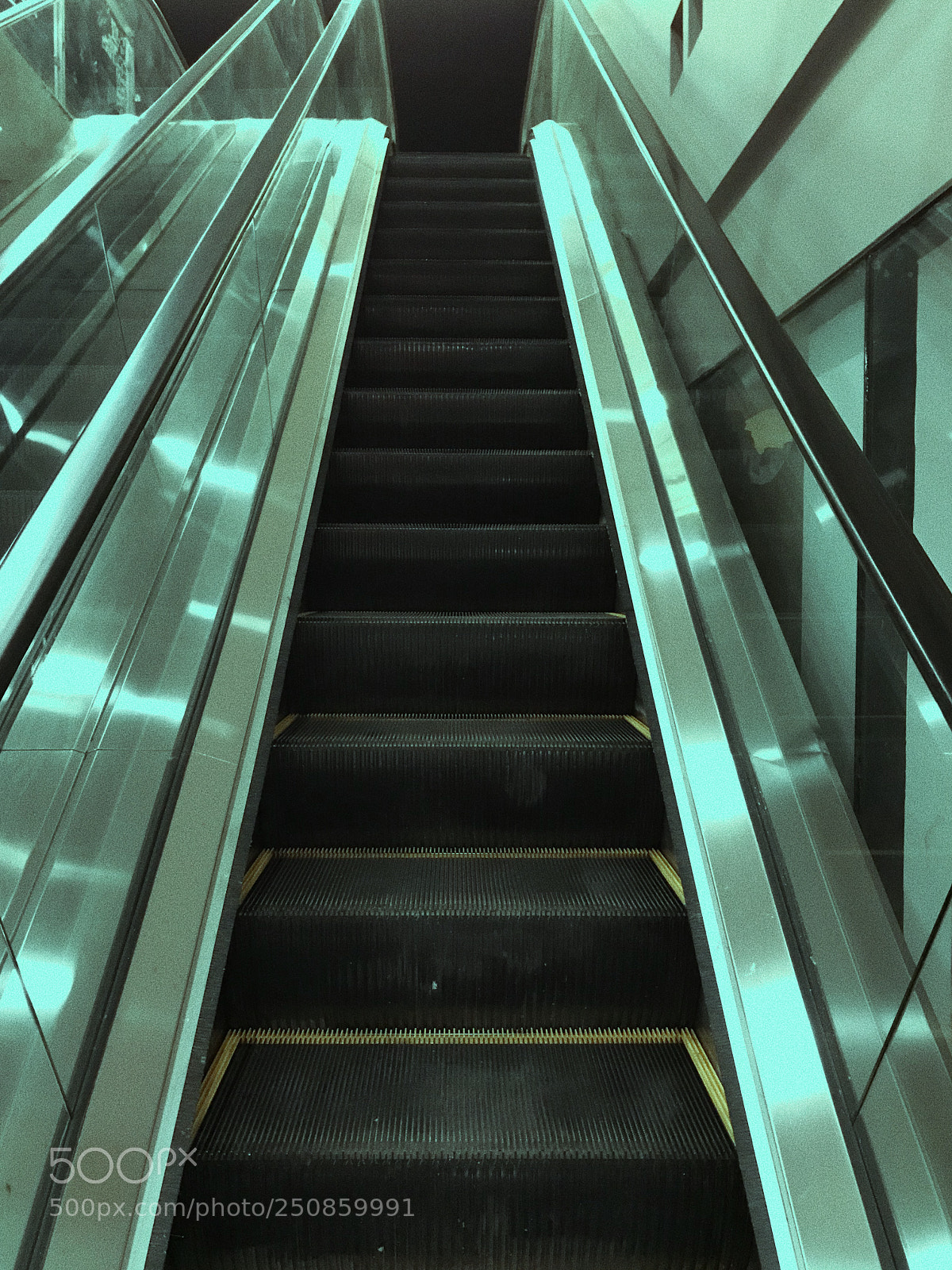 Apple iPhone 7 Plus sample photo. Stairs photography