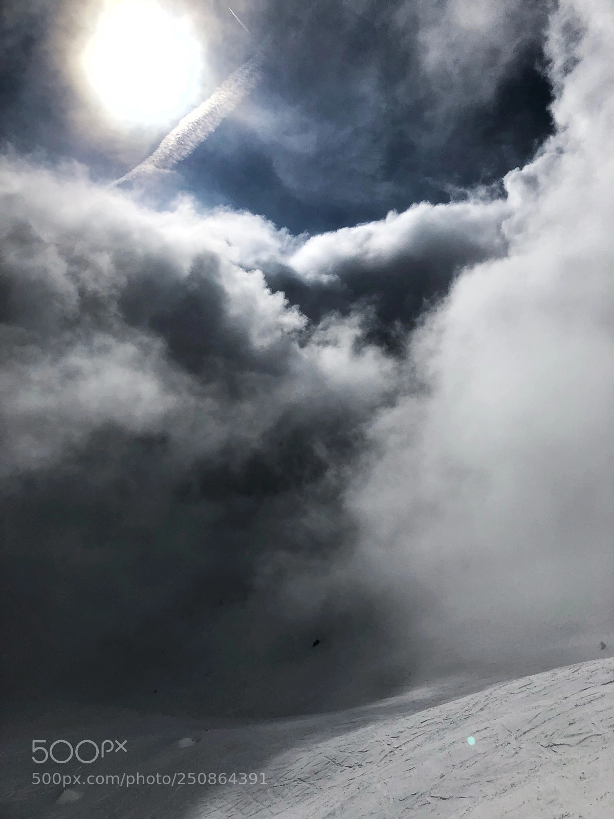 Apple iPhone X sample photo. Foggy photography