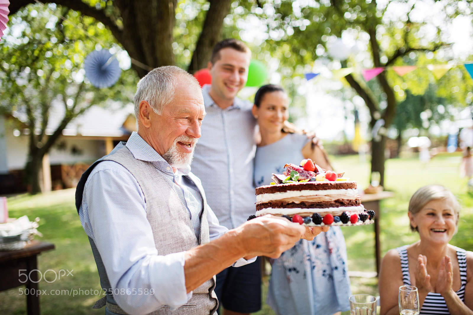Nikon D5 sample photo. Family celebration or a photography